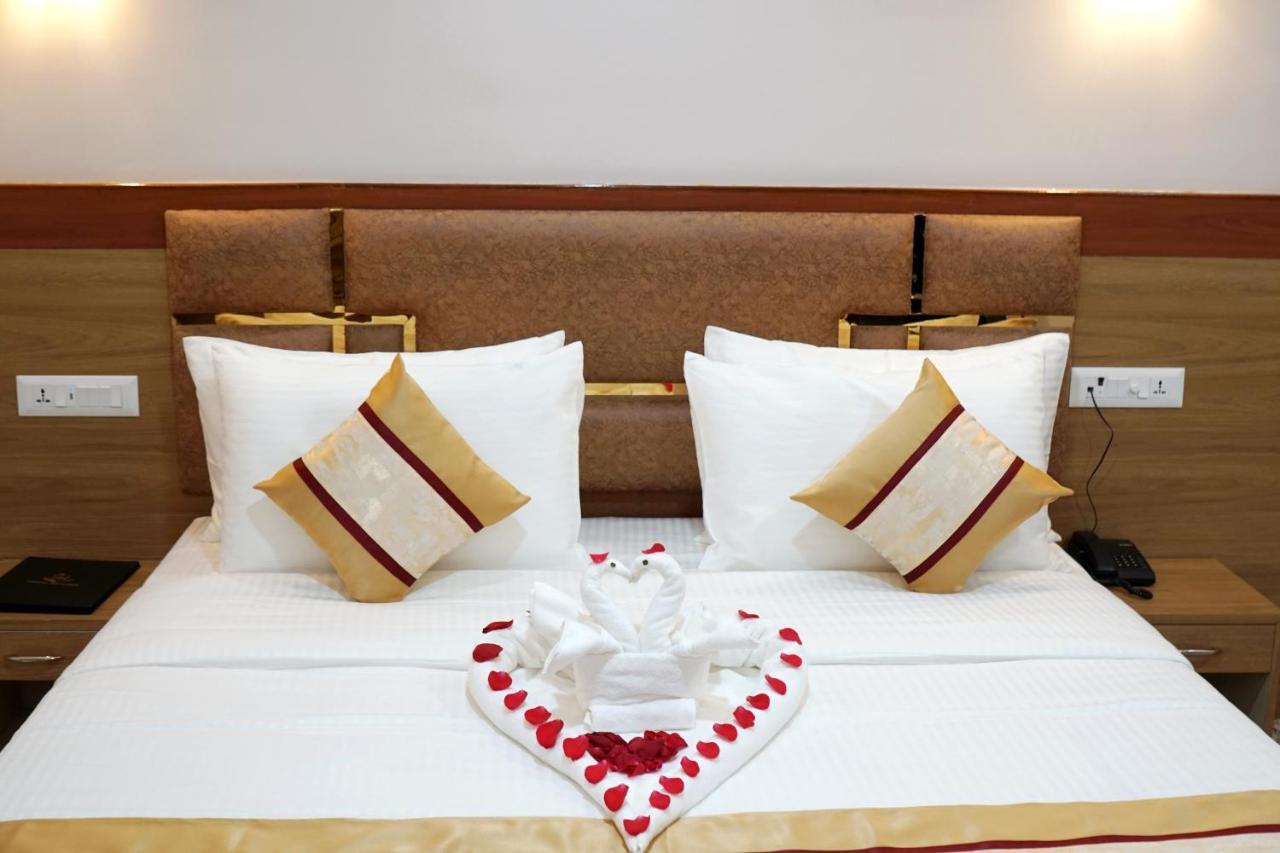 Hotel Imolesh Imphal Buitenkant foto