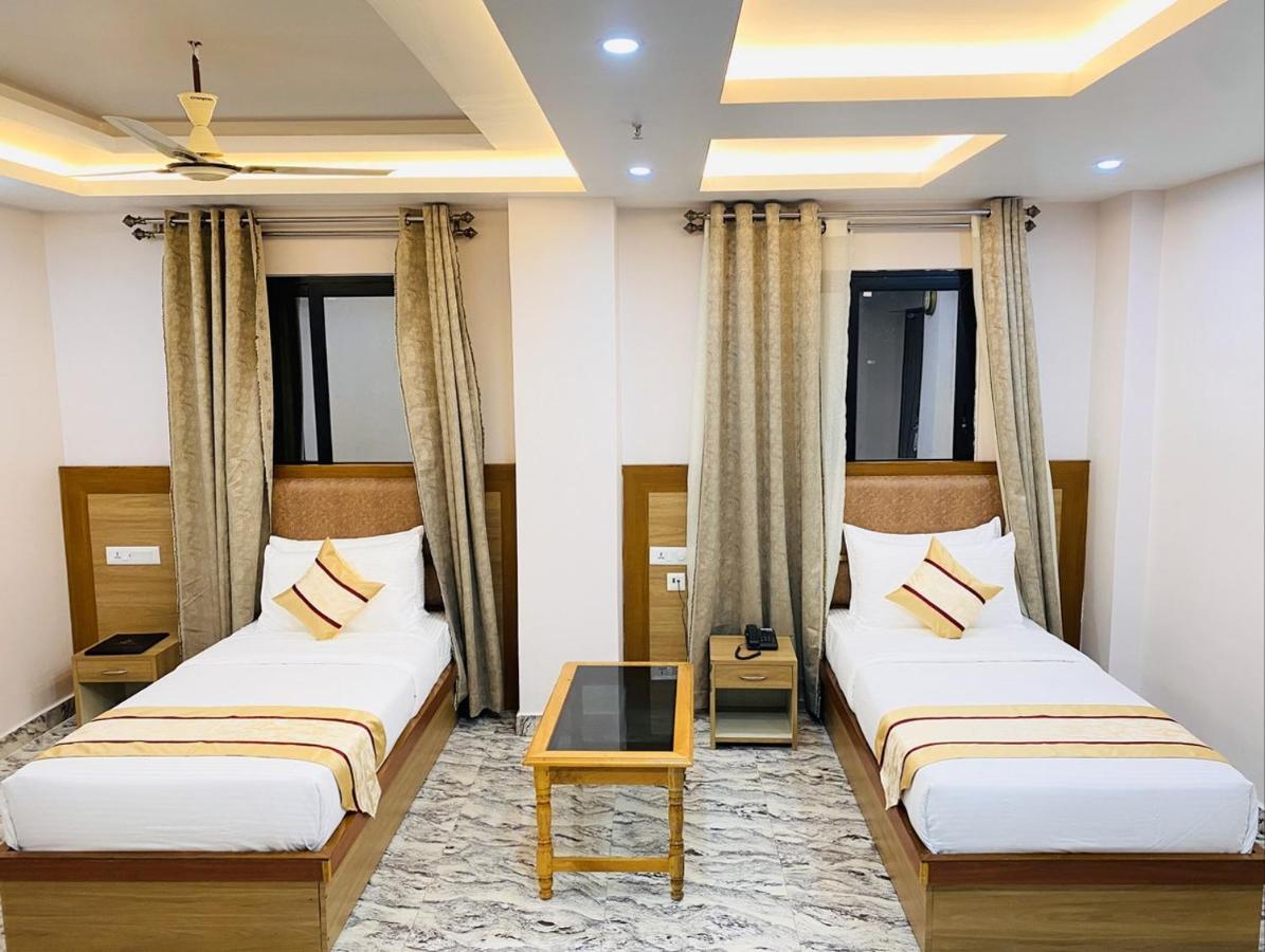 Hotel Imolesh Imphal Buitenkant foto